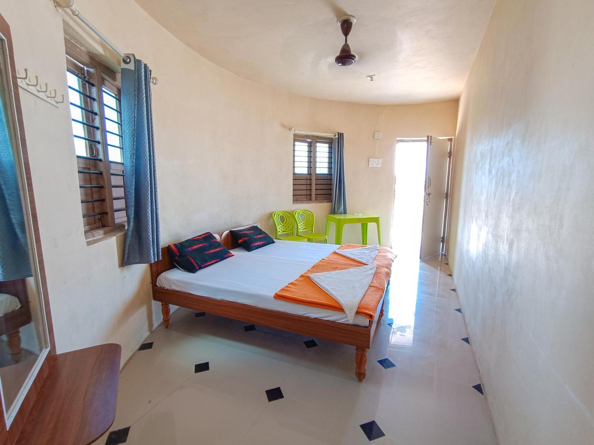 Hotel Rann Of Kachchh Dholavira Bagian luar foto