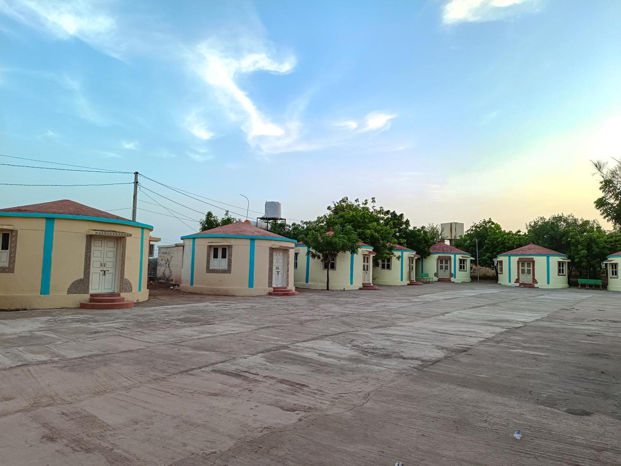 Hotel Rann Of Kachchh Dholavira Bagian luar foto