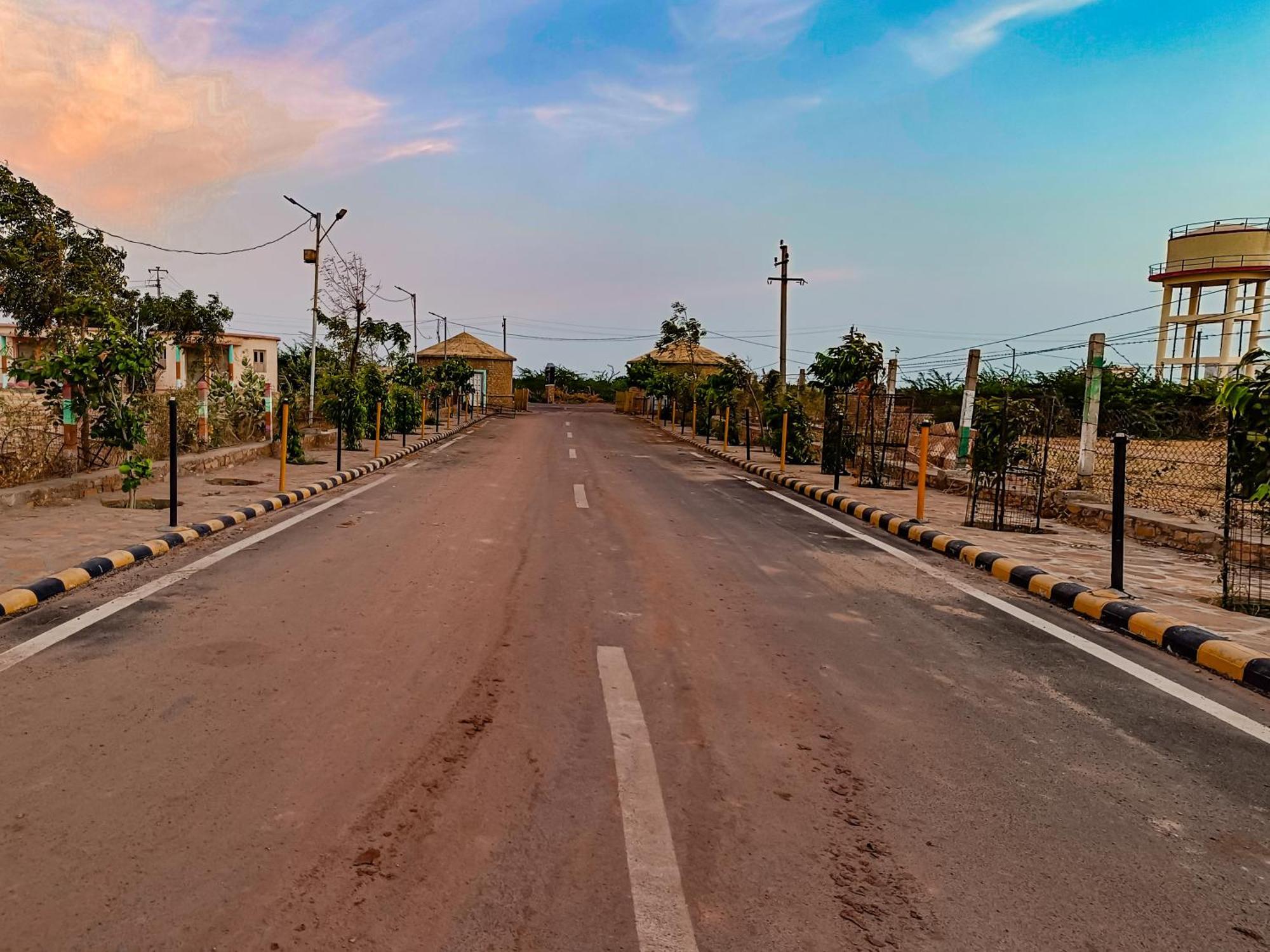 Hotel Rann Of Kachchh Dholavira Bagian luar foto