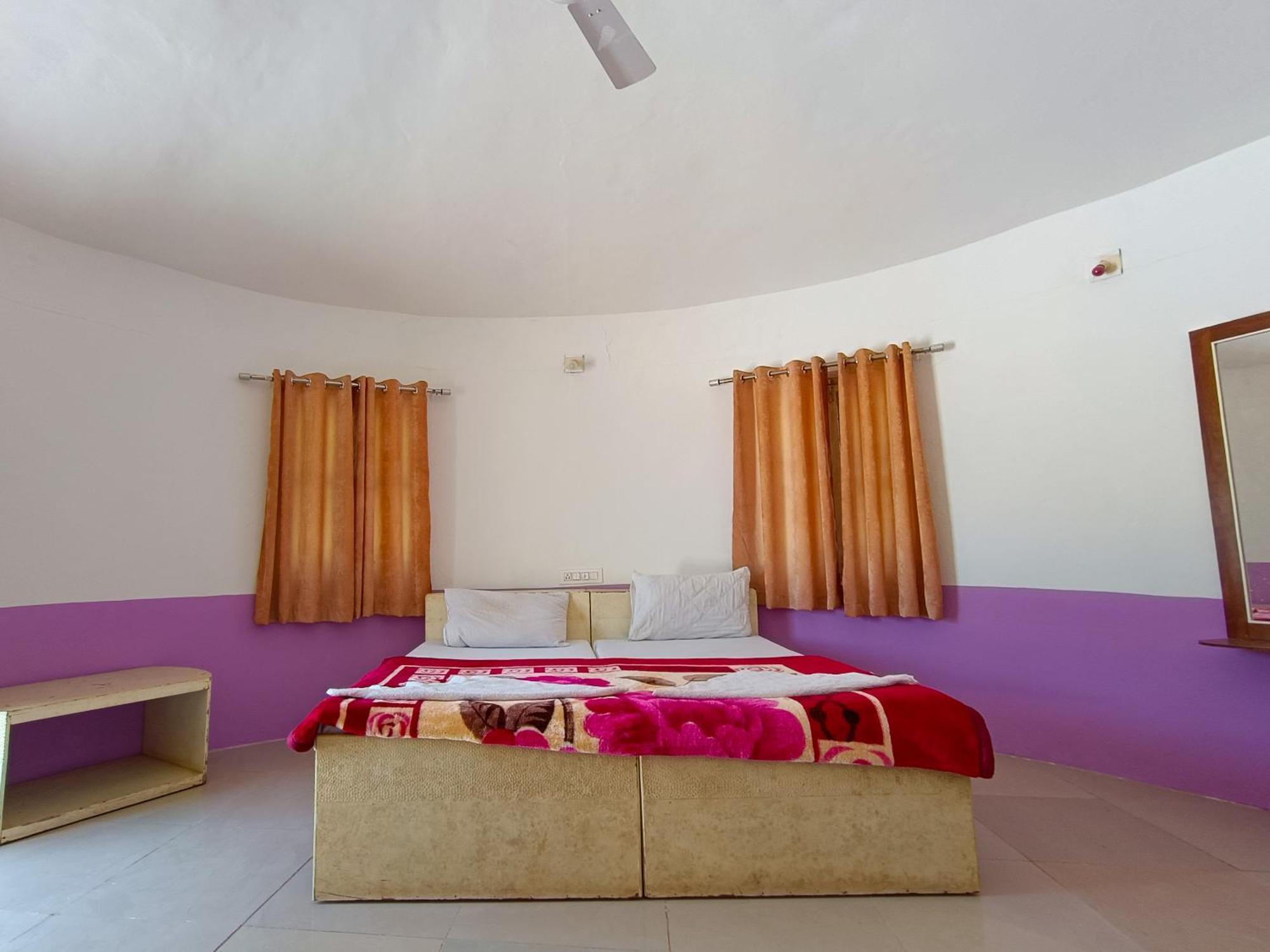 Hotel Rann Of Kachchh Dholavira Bagian luar foto